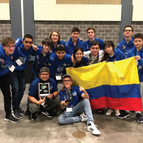 Lightning Blue Lizards – Colombian Robotics at an Extraordinary Level